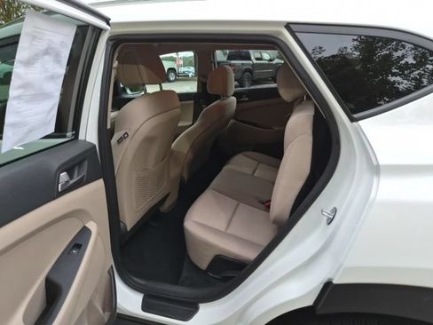 Used 2017 Hyundai Tucson SE w/ SE Popular Package 02 AWD/4WD image 13
