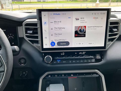 New 2026 Toyota Tundra Limited AWD/4WD image 6