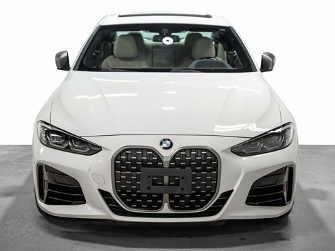Used 2023 BMW 440i xDrive Coupe w/ Premium Package image 6