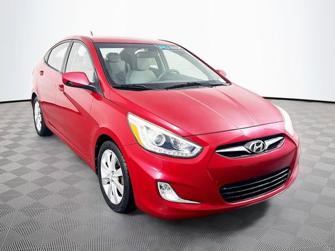 Used 2014 Hyundai Accent GLS w/ Option Group 2 image 3