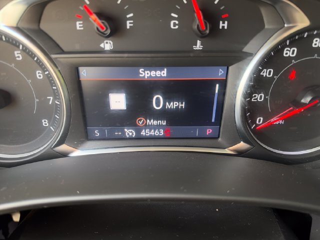 Used 2024 GMC Terrain SLE w/ Driver Convenience Package FWD image 19
