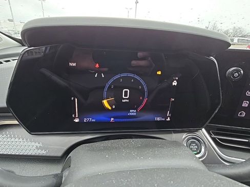 Used 2025 Chevrolet Trax ACTIV FWD image 13