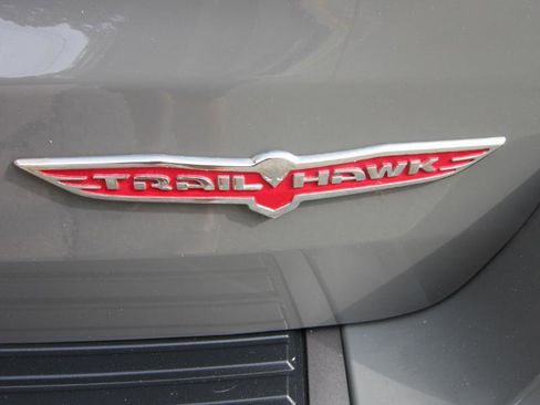 Used 2020 Jeep Grand Cherokee Trailhawk w/ Trailhawk Luxury Group image 30