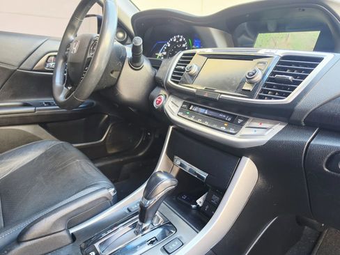 Used 2015 Honda Accord EX-L image 14