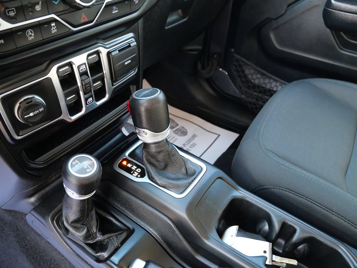 Used 2020 Jeep Gladiator Sport w/ Quick Order Package 24S AWD/4WD image 16