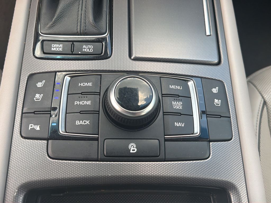 Used 2017 Genesis G80 3.8 w/ Option Group 03 RWD image 29