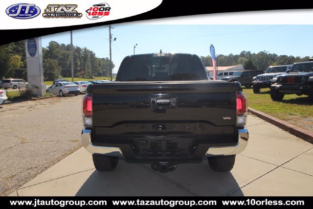 Used 2017 Toyota Tacoma TRD Off-Road w/ Tow Package (A/T) AWD/4WD image 6