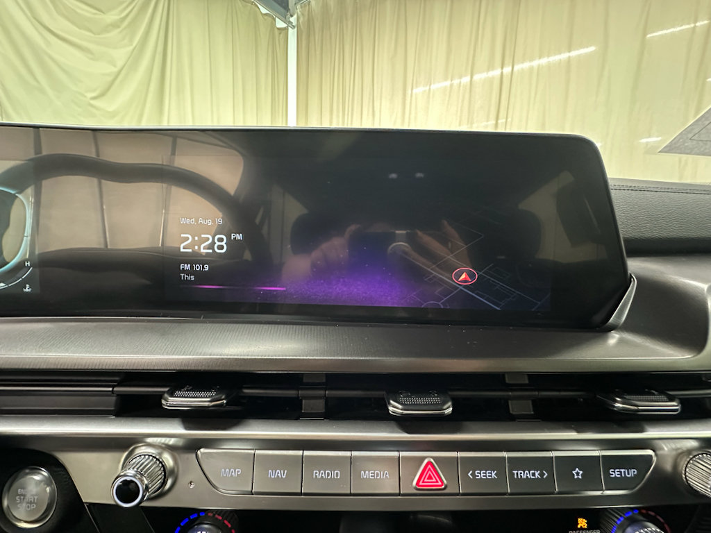 Used 2025 Kia Telluride S FWD image 28