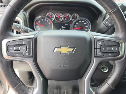 Used 2021 Chevrolet Silverado 1500 LT w/ Bed Protection Package AWD/4WD image 32