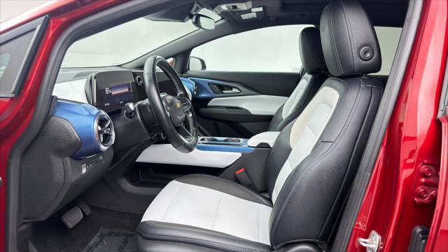 Used 2025 Chevrolet Equinox EV LT w/ Convenience Package FWD image 14