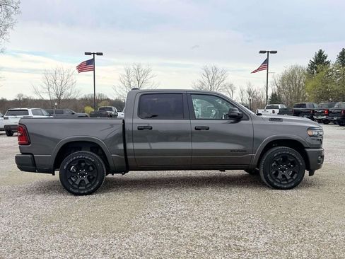 New 2026 RAM 1500 4x4 Crew Cab image 7