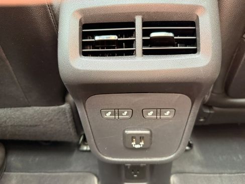 Used 2019 GMC Terrain Denali w/ Advanced Safety Package FWD image 38