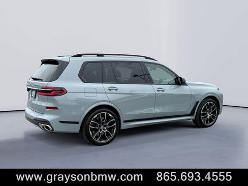 Used 2026 BMW X7 M60i AWD/4WD image 3
