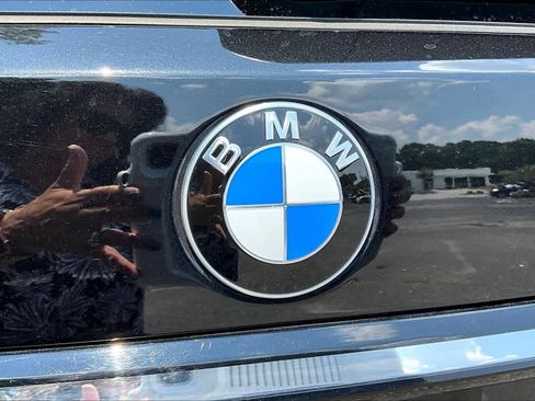 Certified 2024 BMW X7 xDrive40i w/ Premium Package AWD/4WD image 31