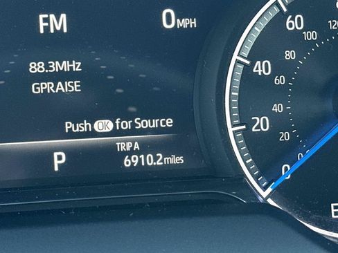 Used 2023 Toyota Venza Nightshade AWD/4WD image 14