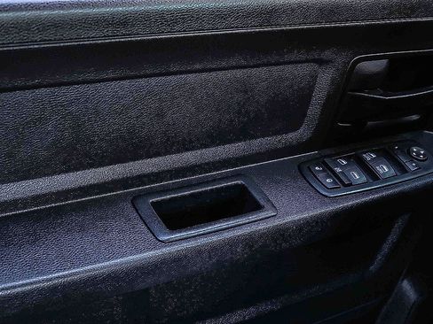 Used 2016 RAM 1500 Express image 13