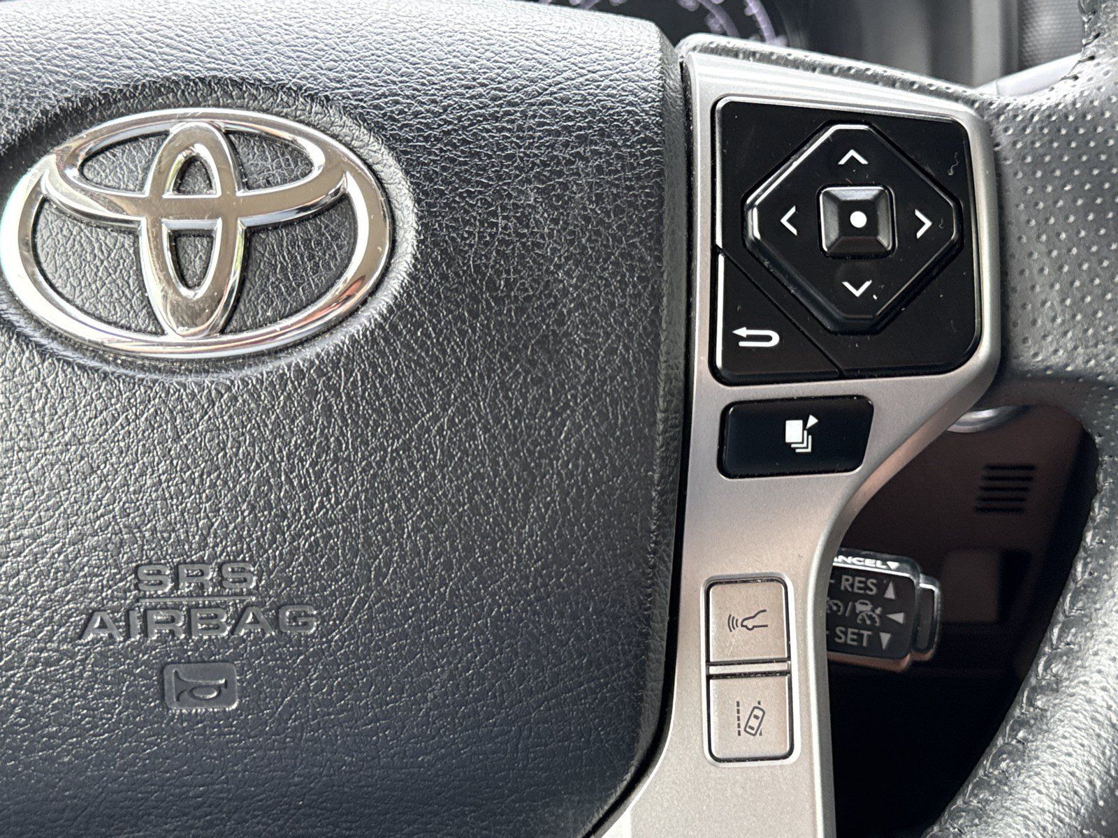 Used 2023 Toyota 4Runner SR5 RWD image 22