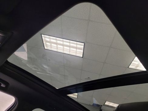 Used 2023 Cadillac XT6 Luxury image 19