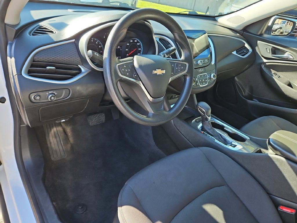 Used 2024 Chevrolet Malibu LT FWD image 21