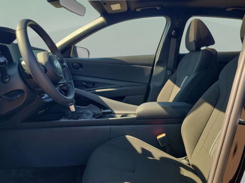 New 2026 Hyundai Elantra SEL Sport Premium FWD image 9