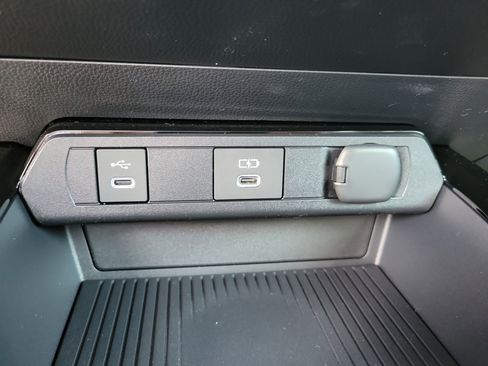 New 2025 Toyota Prius image 22