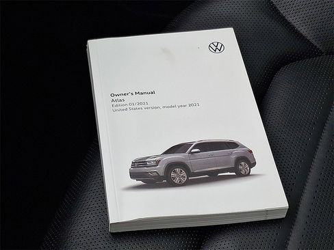 Used 2021 Volkswagen Atlas SEL Premium image 28