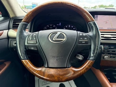 Used 2014 Lexus LS 460 L RWD image 17