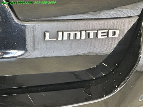 Used 2023 Jeep Grand Cherokee L Limited AWD/4WD image 27