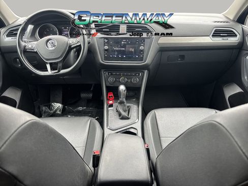 Used 2019 Volkswagen Tiguan SE image 7
