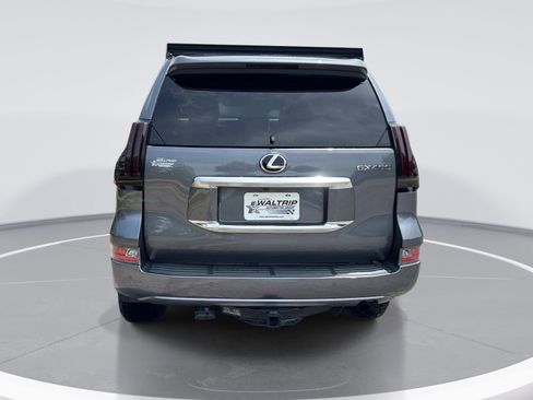 Used 2023 Lexus GX 460 Premium w/ Premium Package AWD/4WD image 7