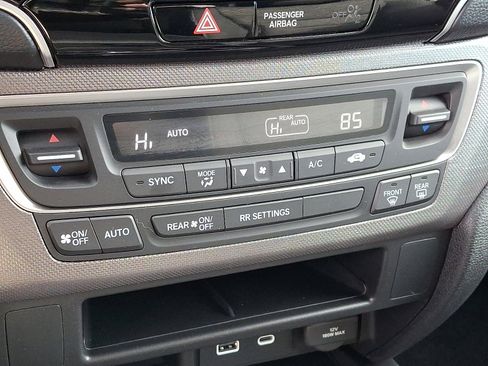 Certified 2024 Honda Ridgeline Sport image 16