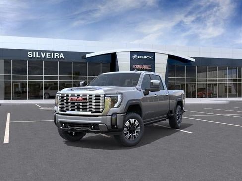 New 2026 GMC Sierra 3500 Denali w/ Denali Reserve Package AWD/4WD image 8
