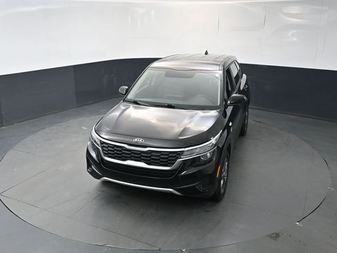 Used 2021 Kia Seltos LX AWD/4WD image 30