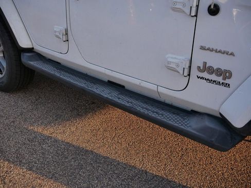 Certified 2019 Jeep Wrangler Unlimited Sahara image 18