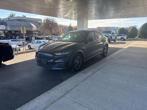 Used 2021 Ford Mustang Mach-E Select image 10