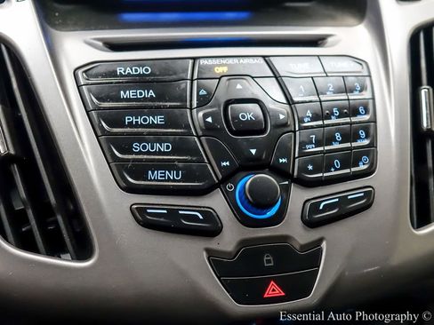 Used 2016 Ford Transit Connect XLT image 17