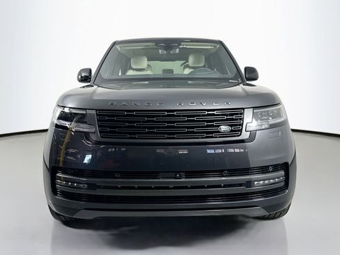 New 2026 Land Rover Range Rover SE image 2