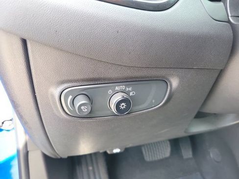 Used 2024 Chevrolet Equinox RS FWD image 20