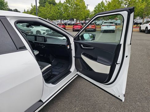 Certified 2024 Kia EV6 GT-Line AWD/4WD image 28