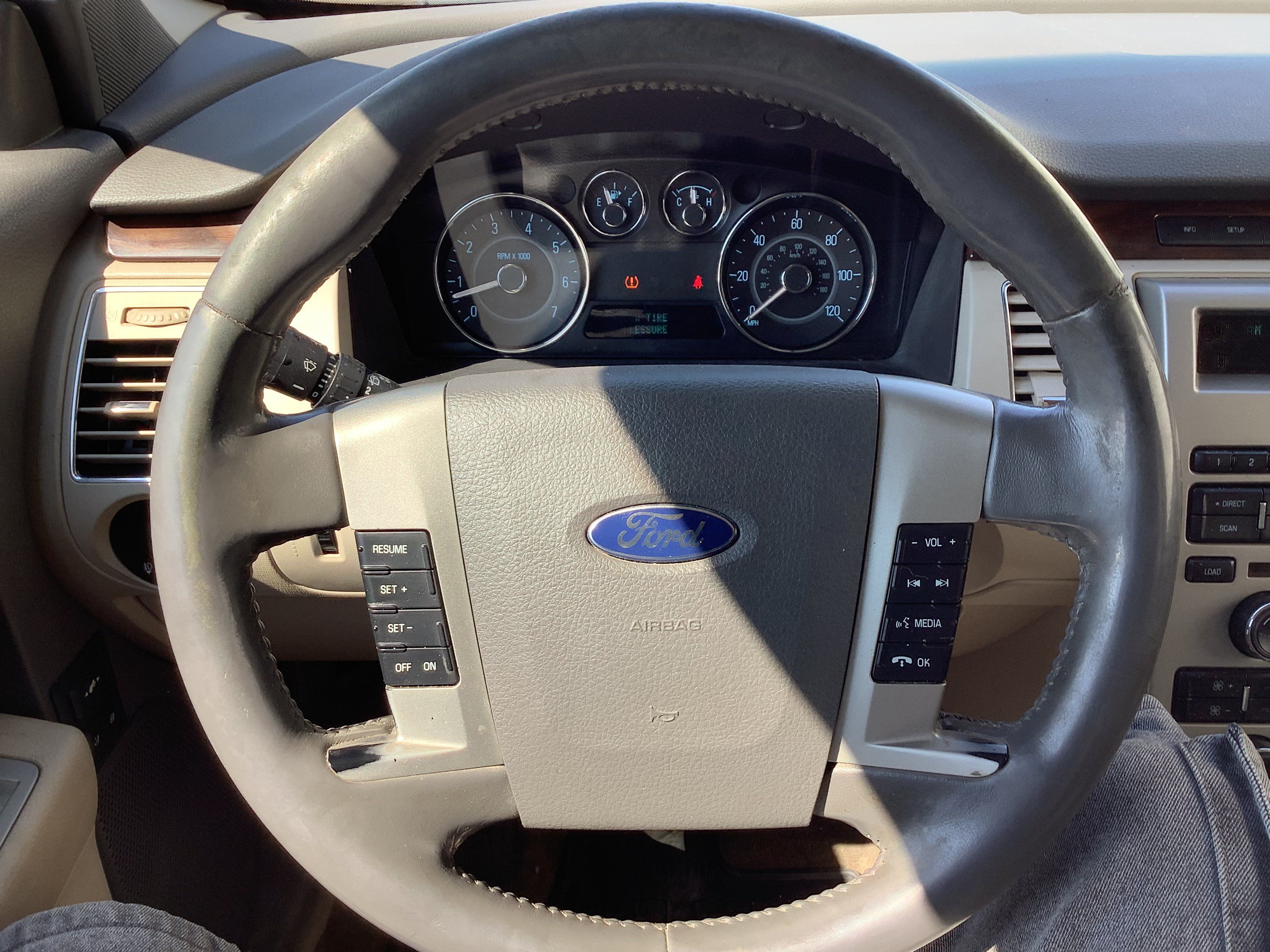 Used 2012 Ford Flex SEL w/ Equipment Group Order Code FWD image 10