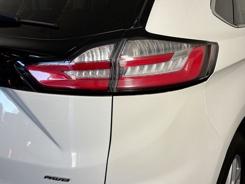 Used 2022 Ford Edge SEL w/ Convenience Package image 34