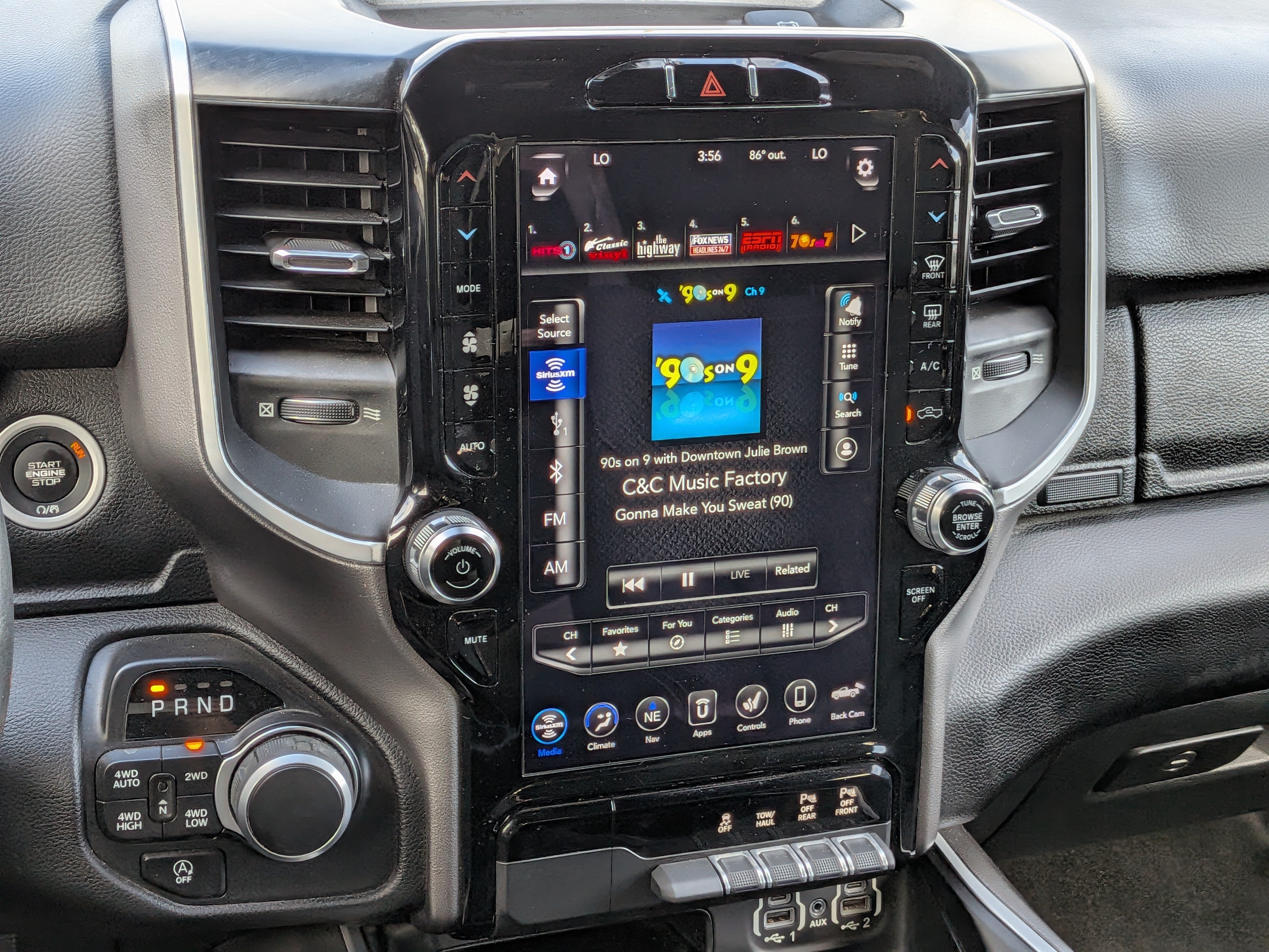 Used 2020 RAM 1500 Big Horn AWD/4WD image 18