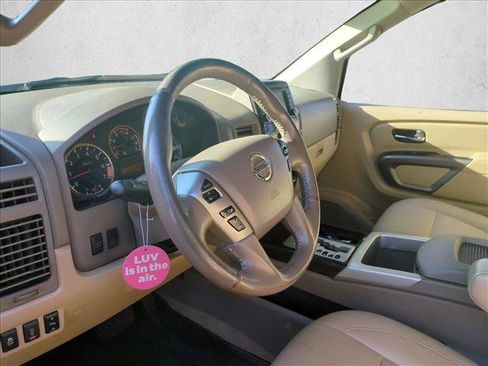Used 2015 Nissan Titan SL w/ SL Heavy Metal Package AWD/4WD image 10