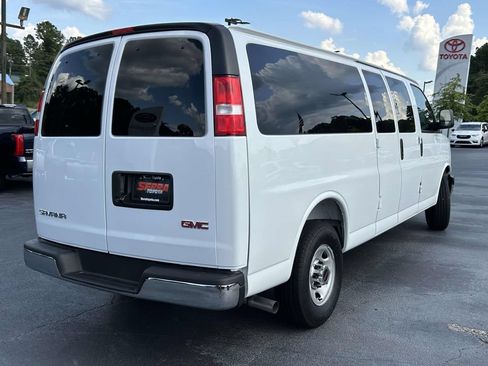 Used 2026 GMC Savana 3500 LT w/ LT Preferred Equipment Group RWD image 3