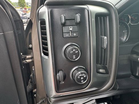 Used 2015 Chevrolet Silverado 3500 LTZ w/ LTZ Plus Package image 29