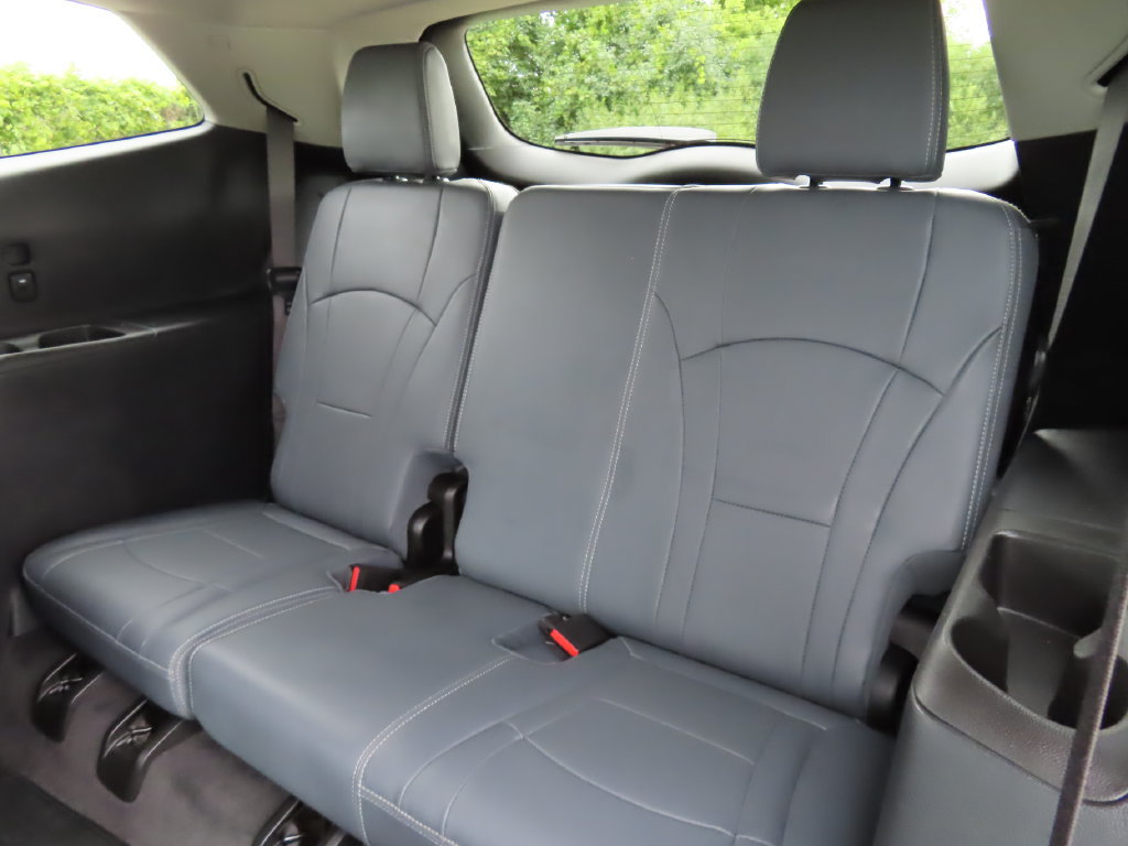 Used 2020 Buick Enclave Essence w/ Sound and Sites Package AWD/4WD image 26