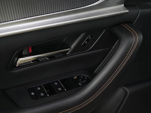 Certified 2025 MAZDA CX-70 Plug-In Hybrid w/ Premium Pkg image 20