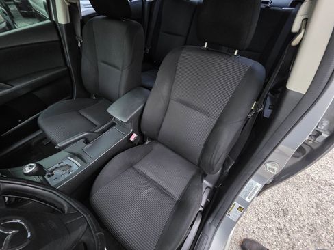 Used 2013 MAZDA MAZDA3 i Sport image 11