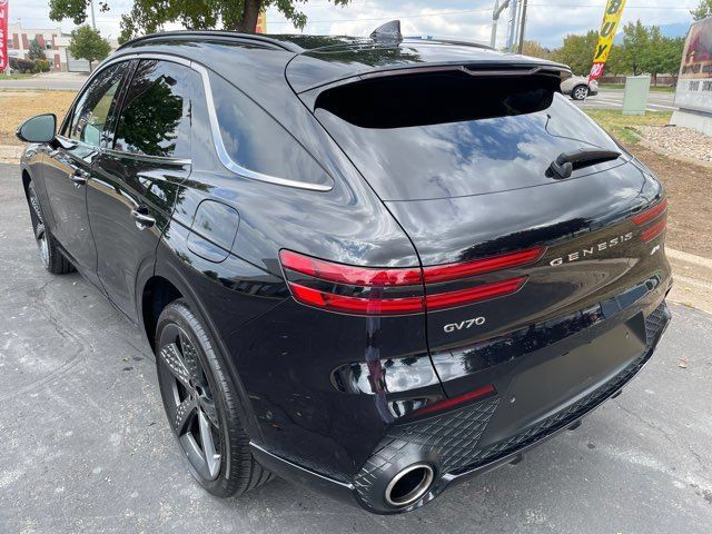 Used 2024 Genesis GV70 3.5T Sport w/ Sport Prestige Package AWD/4WD image 31