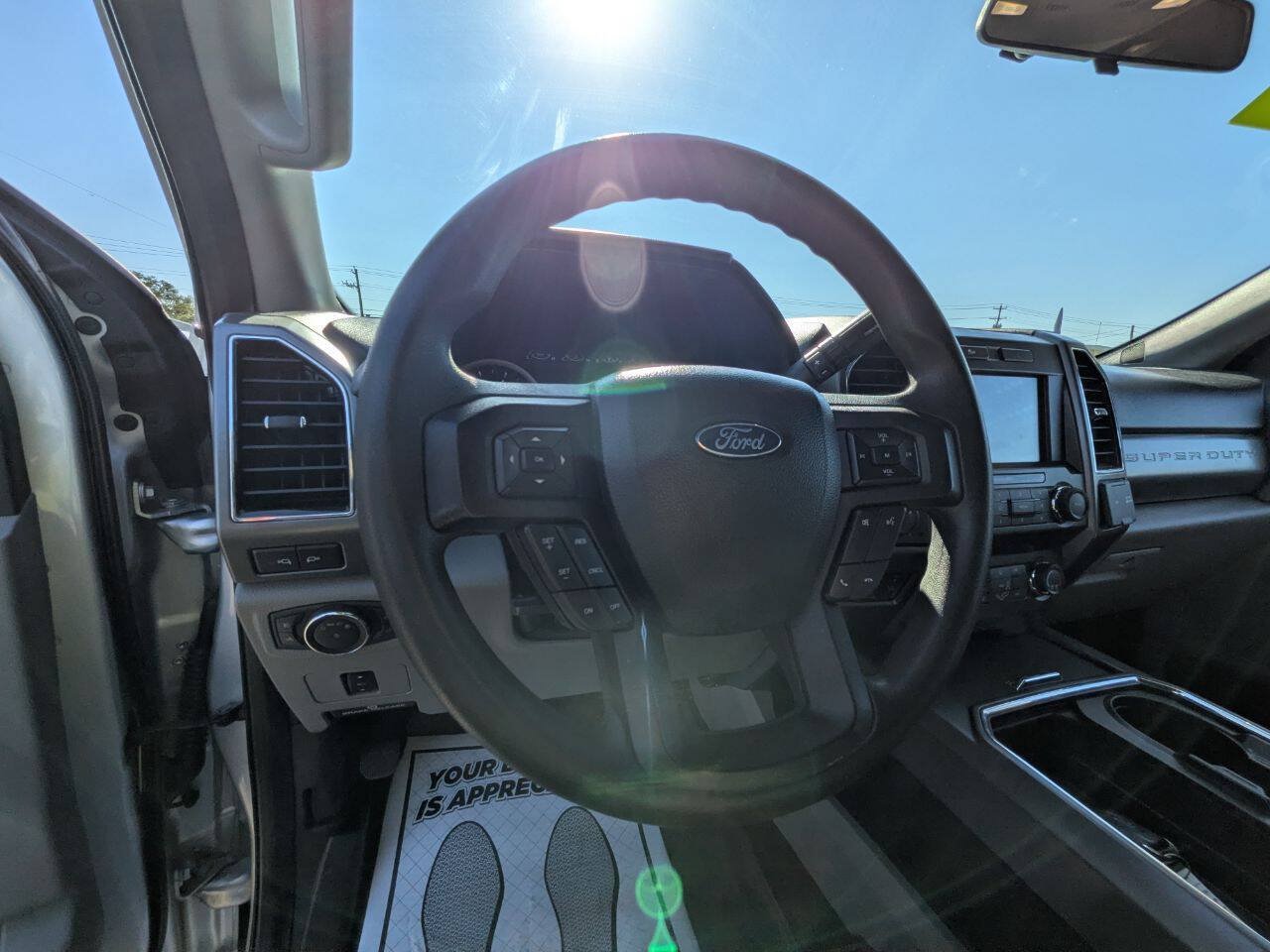 Used 2019 Ford F250 XLT w/ XLT Premium Package AWD/4WD image 16